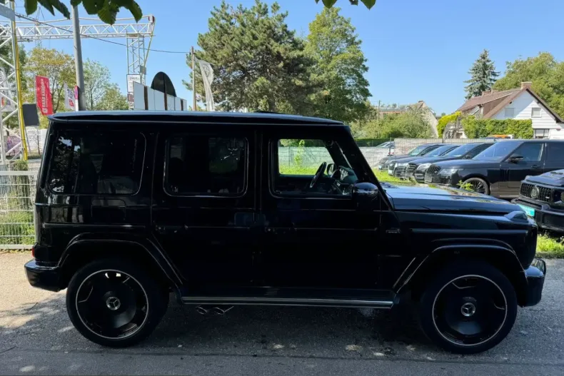 Mercedes-Benz G 63 AMG (Clasa G) din 2023 cu 18.000 km - oferta MER243318 - foto 4