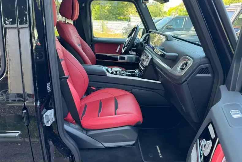 Mercedes-Benz G 63 AMG (Clasa G) din 2023 cu 18.000 km - oferta MER243318 - foto 17