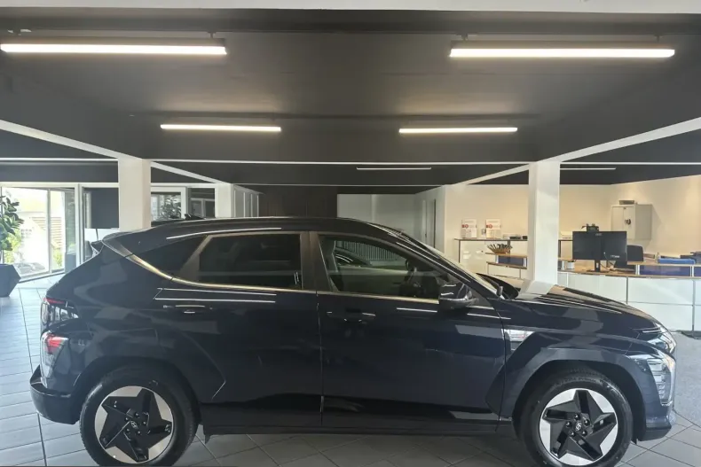 Hyundai Kona Elektro din 2024 cu 48.495 km - oferta HYU243321 - foto 9