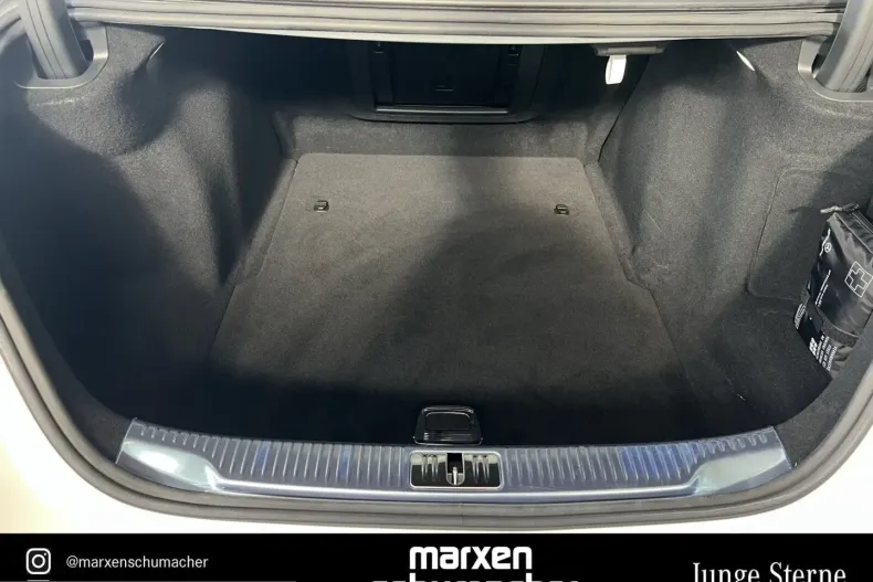 Mercedes-Benz S 580 (Clasa S) din 2023 cu 10.260 km - oferta MER243324 - foto 14