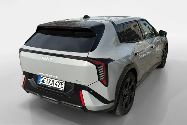Kia EV4 din 2025 cu 13.788 km - oferta KIA243326 - foto 4