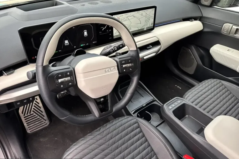 Kia EV4 din 2025 cu 13.788 km - oferta KIA243326 - foto 8