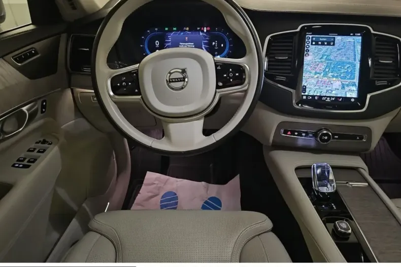 Volvo XC90 din 2023 cu 55.799 km - oferta VOL243328 - foto 10
