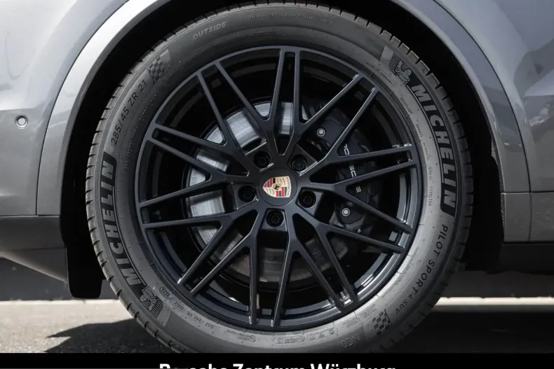 Porsche Cayenne din 2025 cu 15.900 km - oferta POR243337 - foto 4