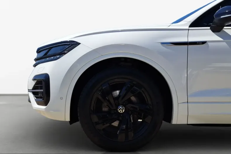 Volkswagen Touareg din 2022 cu 45.293 km - oferta VOL243339 - foto 13