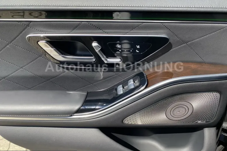 Mercedes-Benz S 350 (Clasa S) din 2025 cu 15.900 km - oferta MER243343 - foto 11