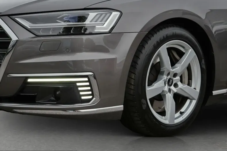 Audi A8 din 2022 cu 36.904 km - oferta AUD243344 - foto 13