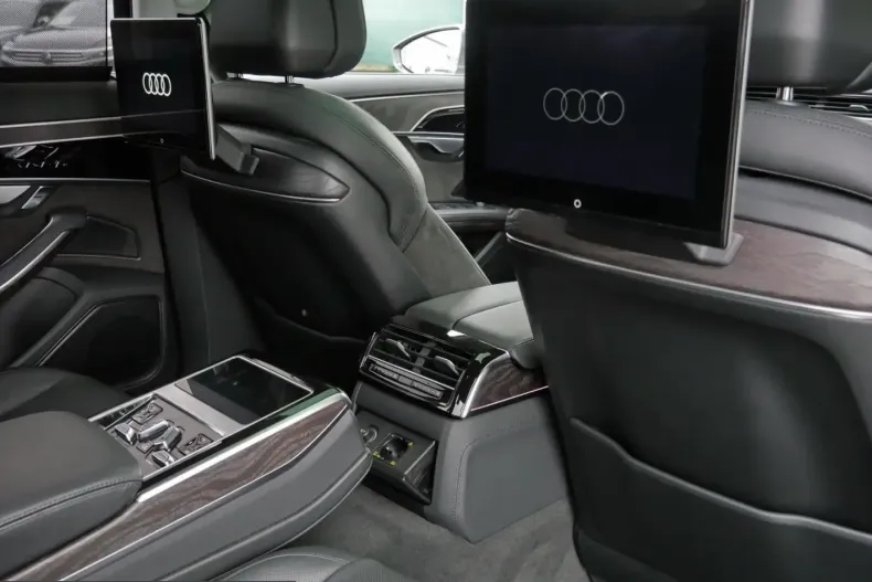 Audi A8 din 2022 cu 36.904 km - oferta AUD243344 - foto 17