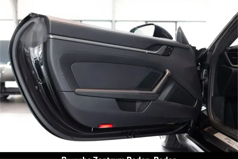Porsche 992 din 2024 cu 50.300 km - oferta POR243379 - foto 13