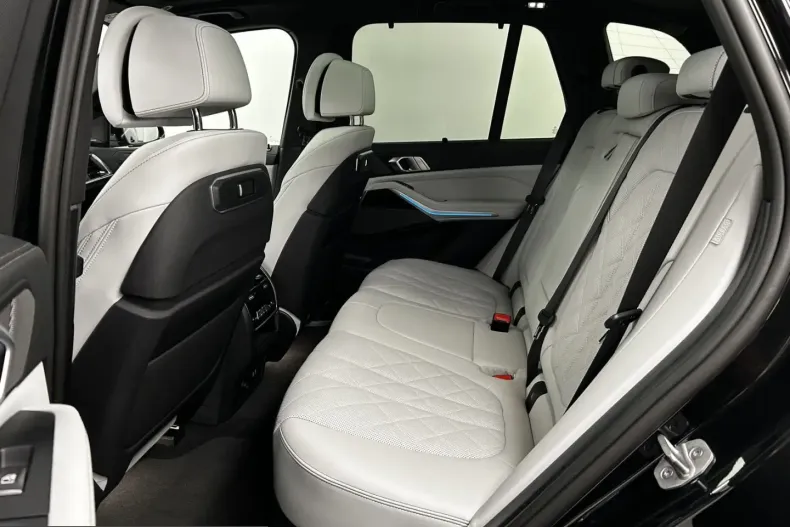 BMW X5 (Seria X) din 2025 cu 16.264 km - oferta BMW243391 - foto 24