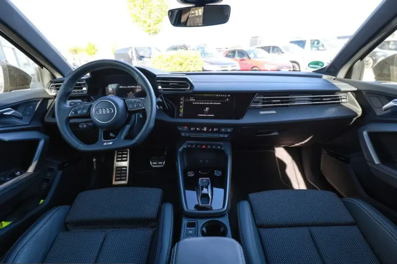 Audi A3 din 2025 cu 13.999 km - oferta AUD243395 - foto 3