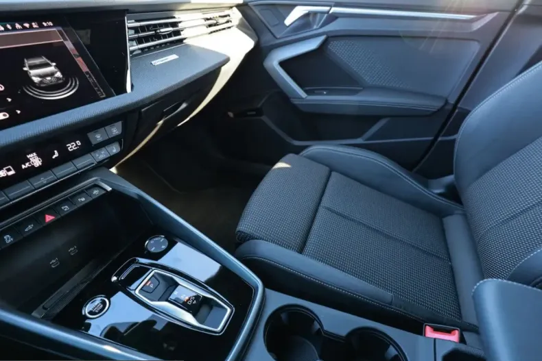 Audi A3 din 2025 cu 13.999 km - oferta AUD243395 - foto 13