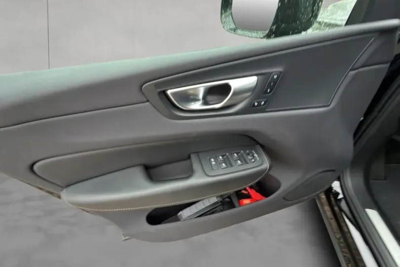 Volvo XC60 din 2024 cu 27.573 km - oferta VOL243402 - foto 15