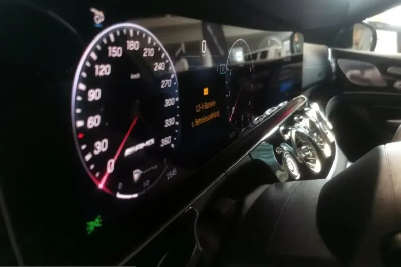 Mercedes-Benz AMG GT (Clasa GT) din 2025 cu 24.673 km - oferta MER243407 - foto 12