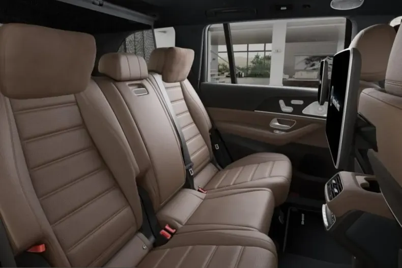 Mercedes-Benz GLS 580 (Clasa GLS) din 2025 cu 14.704 km - oferta MER243409 - foto 9