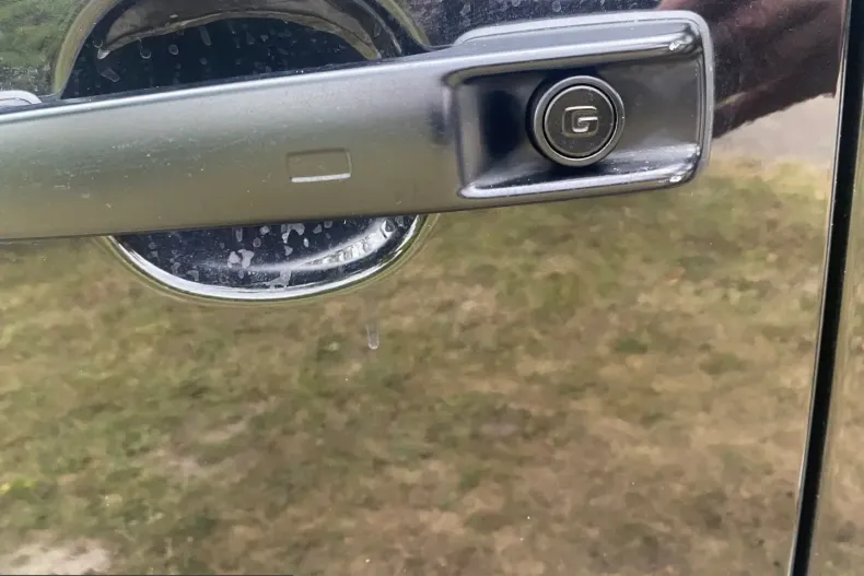 Mercedes-Benz G 450 (Clasa G) din 2024 cu 49.900 km - oferta MER243411 - foto 9