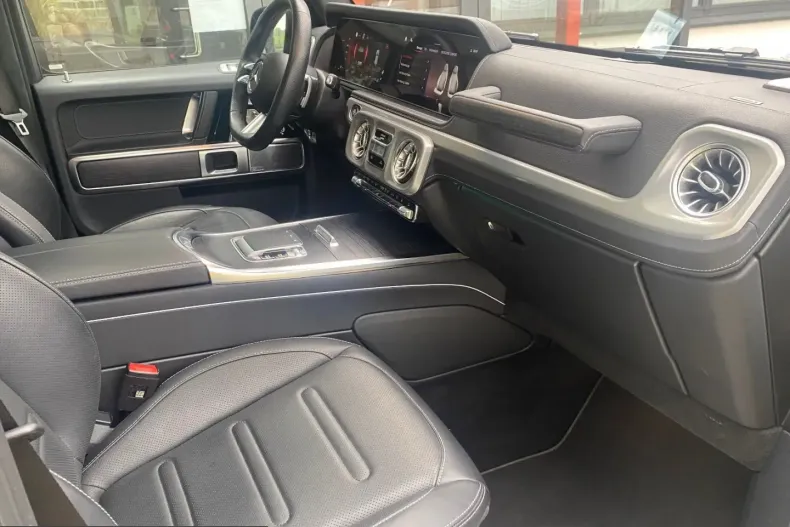 Mercedes-Benz G 450 (Clasa G) din 2024 cu 49.900 km - oferta MER243411 - foto 12