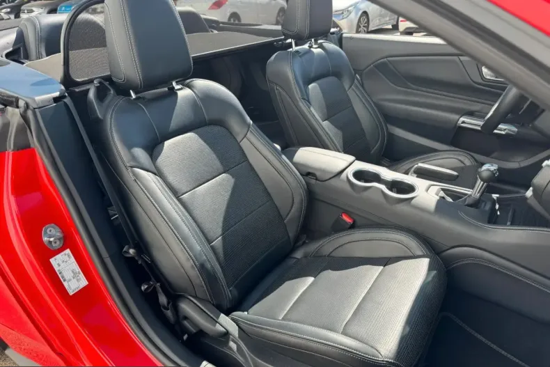 Ford Mustang din 2024 cu 24.990 km - oferta FOR243414 - foto 11