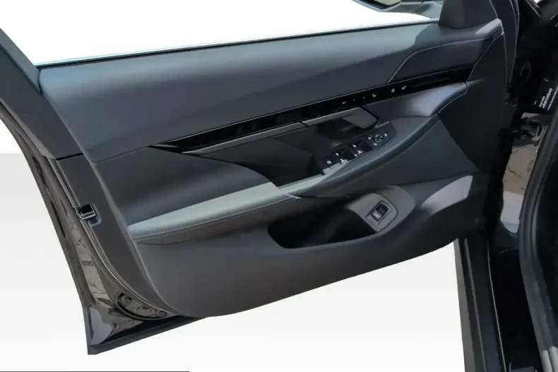 BMW 540 (Seria 5) din 2025 cu 26.900 km - oferta BMW243418 - foto 5