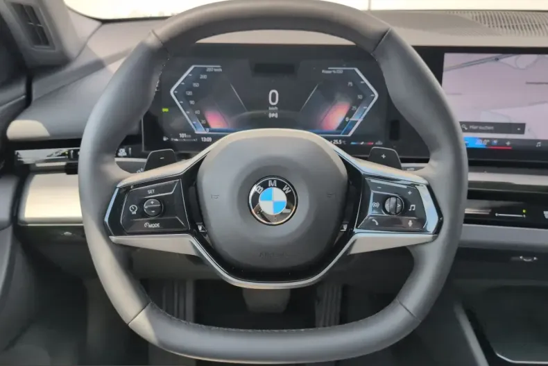 BMW 540 (Seria 5) din 2025 cu 26.900 km - oferta BMW243418 - foto 9