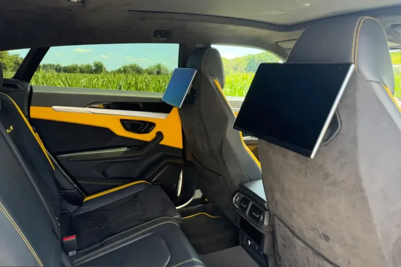 Lamborghini Urus din 2023 cu 110.000 km - oferta LAM243420 - foto 6