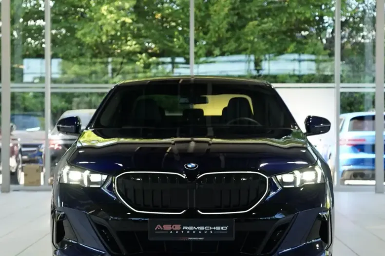 BMW 540 (Seria 5) din 2025 cu 22.750 km - oferta BMW243421 - foto 2