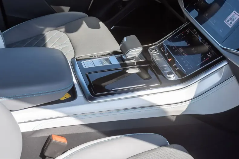 Audi Q8 din 2025 cu 29.270 km - oferta AUD243434 - foto 10