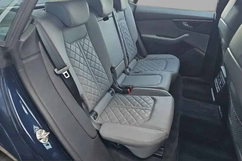 Audi Q8 din 2025 cu 25.900 km - oferta AUD243435 - foto 17