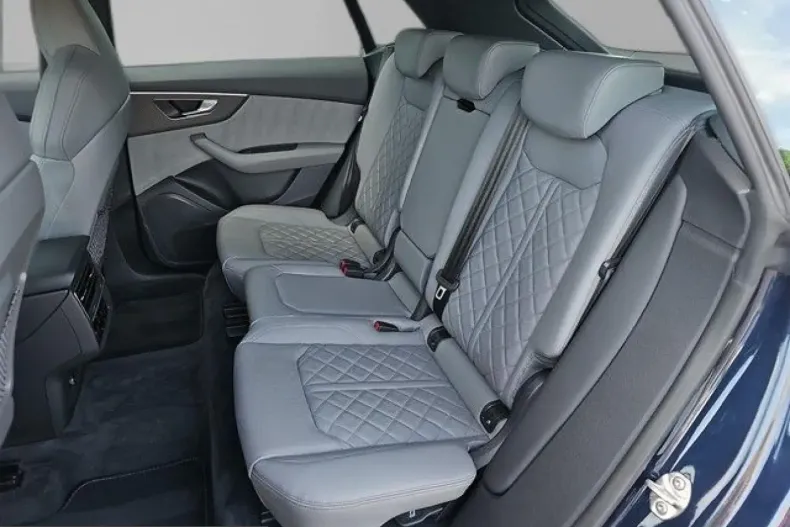 Audi Q8 din 2025 cu 25.900 km - oferta AUD243435 - foto 18