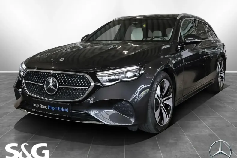 Mercedes-Benz E 300 (Clasa E) din 2025 cu 24.325 km - oferta MER243440 - foto 1