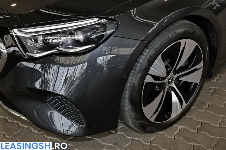 Mercedes-Benz E 300 (Clasa E) din 2025 cu 24.325 km - oferta MER243440 - foto 3