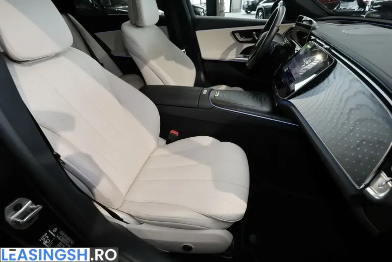 Mercedes-Benz E 300 (Clasa E) din 2025 cu 24.325 km - oferta MER243440 - foto 10