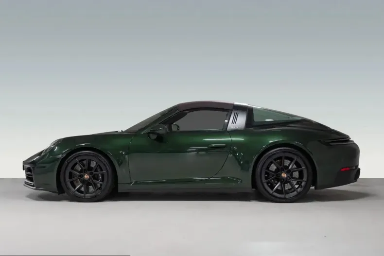 Porsche 992 din 2025 cu 1.800 km - oferta POR243443 - foto 3