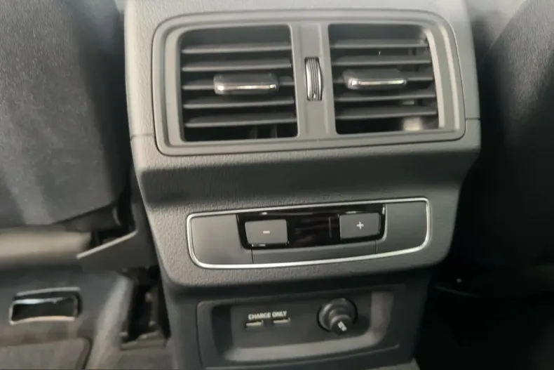 Audi Q5 din 2025 cu 8.100 km - oferta AUD243446 - foto 14