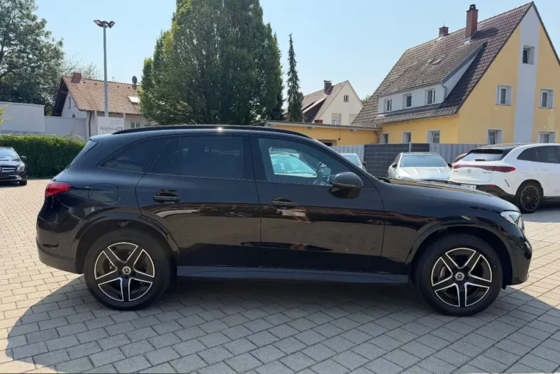 Mercedes-Benz GLC 300 (Clasa GLC) din 2023 cu 85.000 km - oferta MER243447 - foto 4