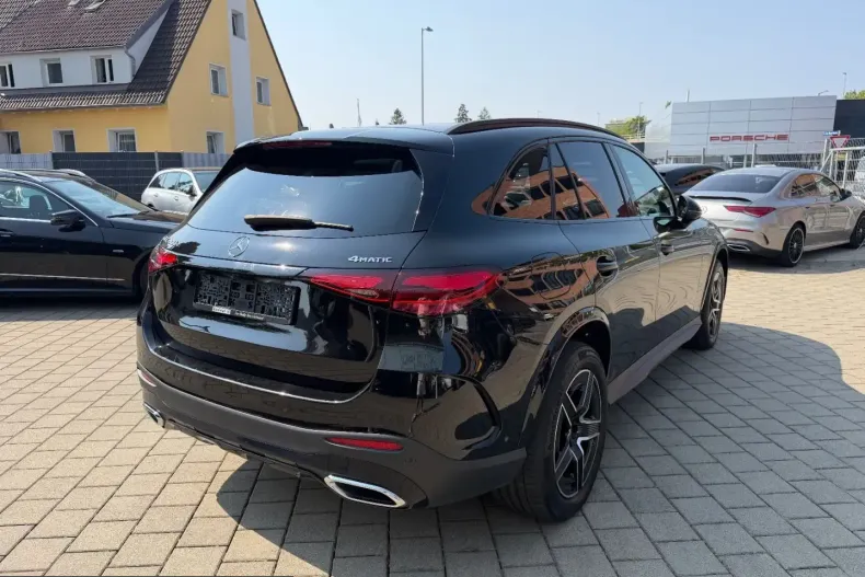 Mercedes-Benz GLC 300 (Clasa GLC) din 2023 cu 85.000 km - oferta MER243447 - foto 7