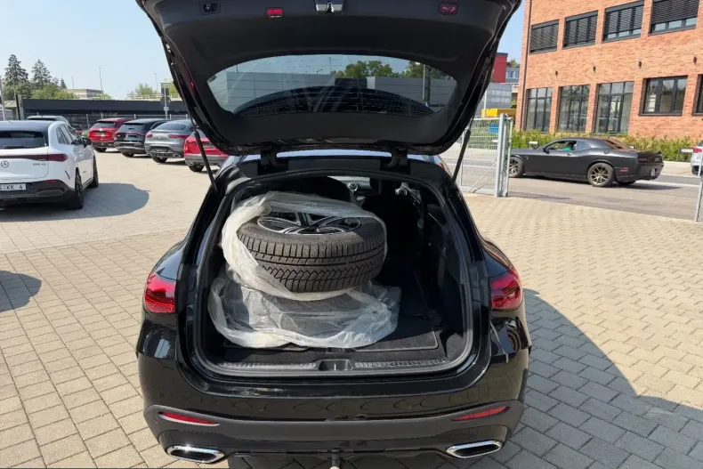 Mercedes-Benz GLC 300 (Clasa GLC) din 2023 cu 85.000 km - oferta MER243447 - foto 9