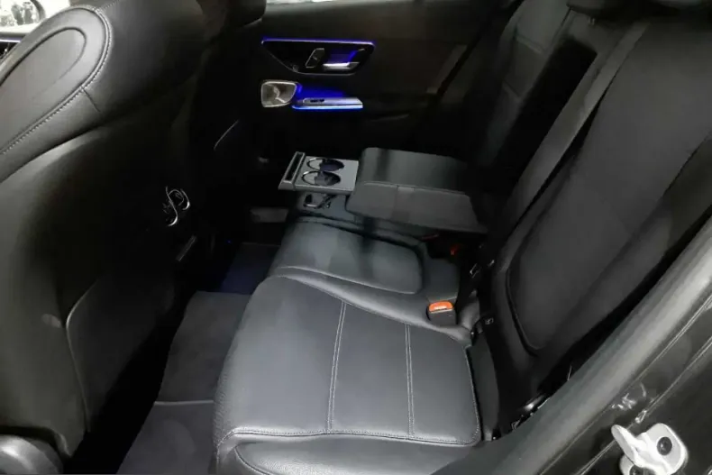 Mercedes-Benz GLC 400 (Clasa GLC) din 2023 cu 89.600 km - oferta MER243450 - foto 7