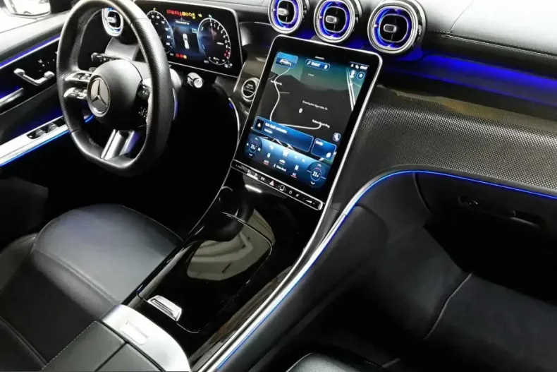 Mercedes-Benz GLC 400 (Clasa GLC) din 2023 cu 89.600 km - oferta MER243450 - foto 12
