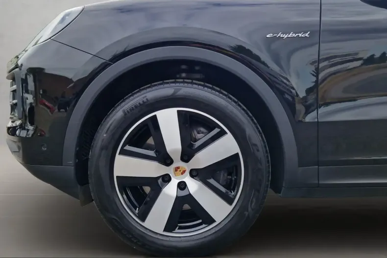 Porsche Cayenne din 2025 cu 15.049 km - oferta POR243452 - foto 20