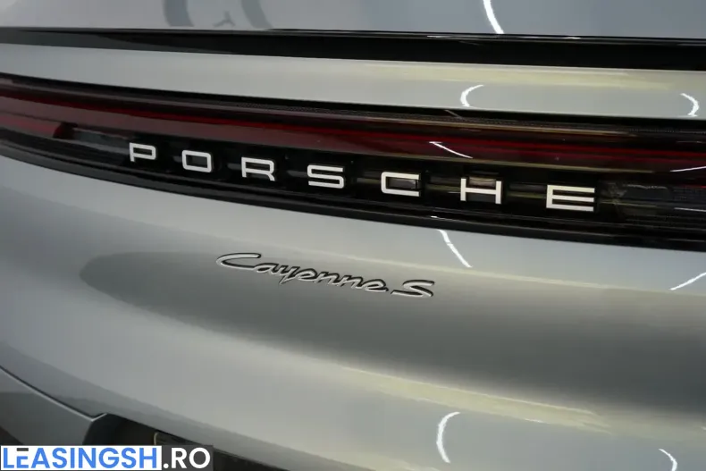 Porsche Cayenne din 2024 cu 23.360 km - oferta POR243453 - foto 5