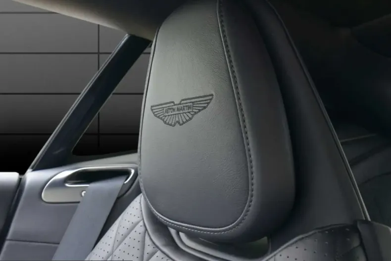 Aston Martin DB12 din 2023 cu 22.499 km - oferta AST243454 - foto 15