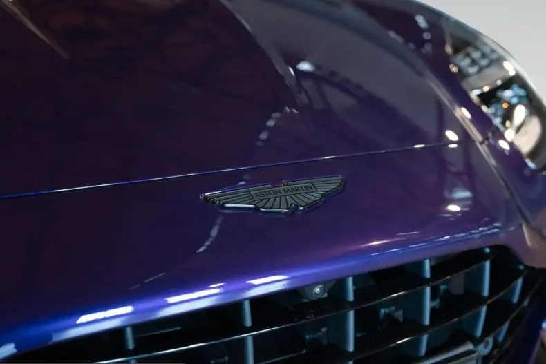 Aston Martin V8 Vantage din 2025 cu 10.990 km - oferta AST243455 - foto 19