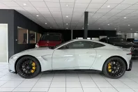 Aston Martin V8 Vantage din 2023 cu 13.500 km - oferta AST243456 - foto 2