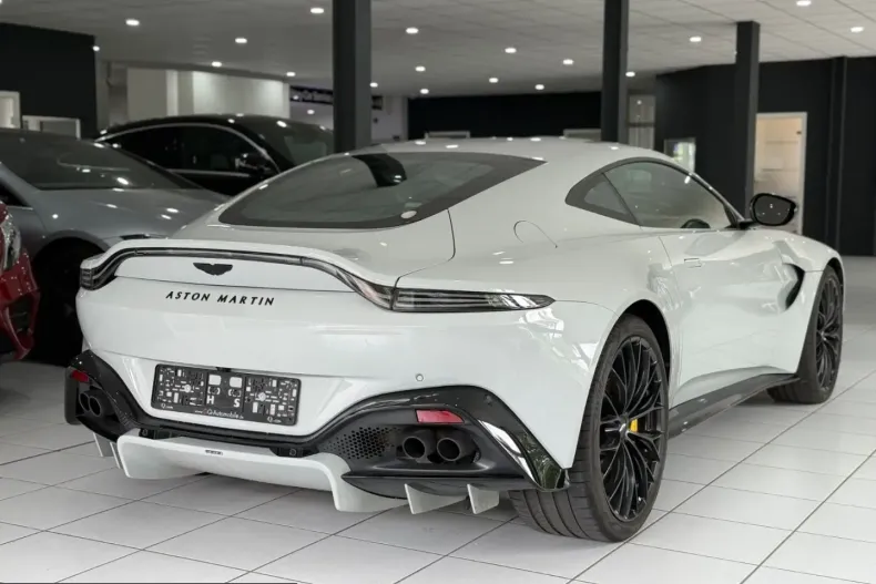 Aston Martin V8 Vantage din 2023 cu 13.500 km - oferta AST243456 - foto 22
