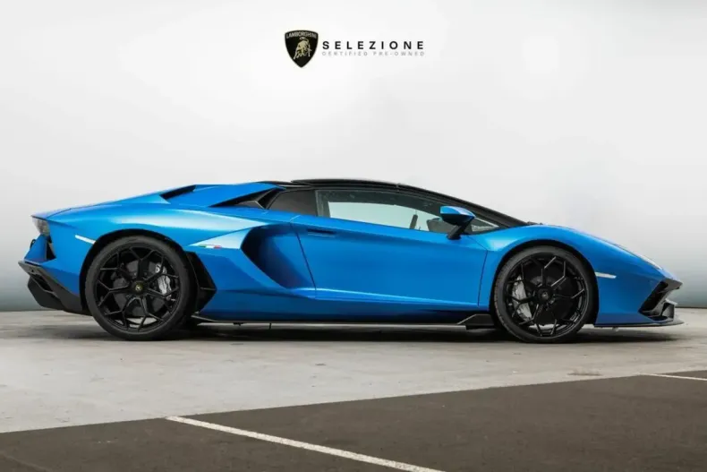 Lamborghini Aventador din 2022 cu 37.800 km - oferta LAM243457 - foto 2