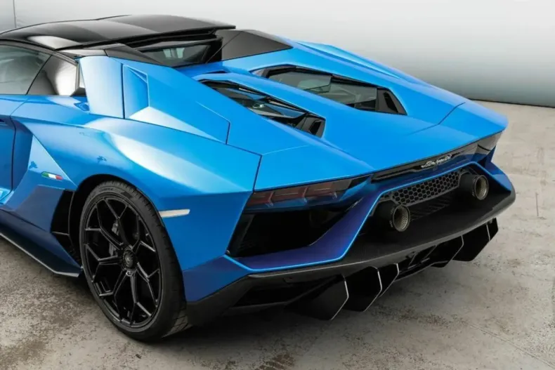 Lamborghini Aventador din 2022 cu 37.800 km - oferta LAM243457 - foto 7