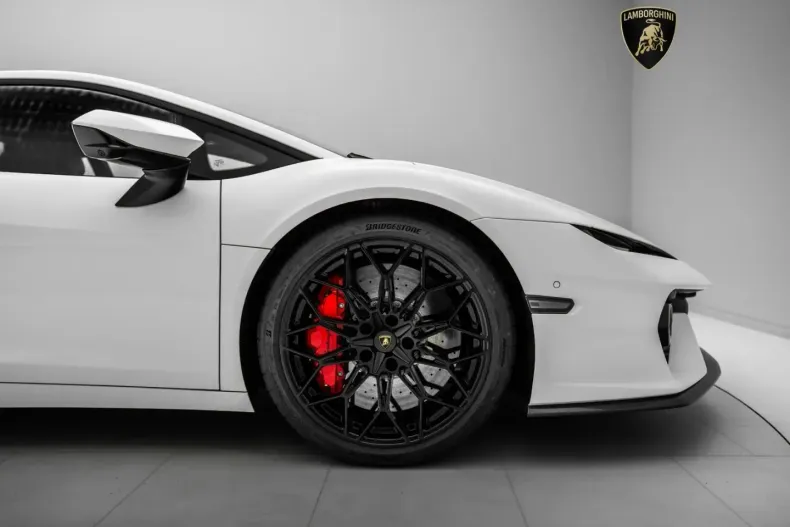 Lamborghini Temerario din 2025 cu 7.305 km - oferta LAM243460 - foto 8