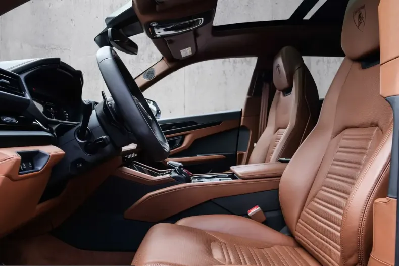 Lamborghini Urus din 2024 cu 9.500 km - oferta LAM243461 - foto 7