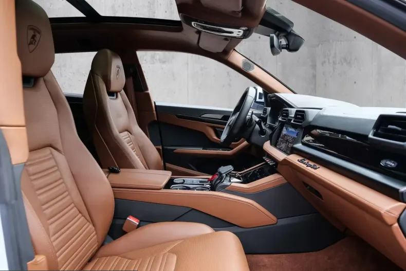 Lamborghini Urus din 2024 cu 9.500 km - oferta LAM243461 - foto 12
